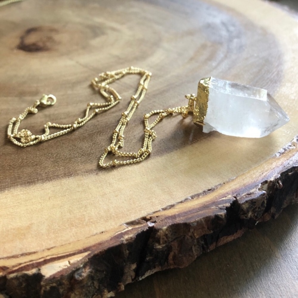 ❗️LAST❗️Raw Crystal Pendant Necklace - Picture 3 of 7
